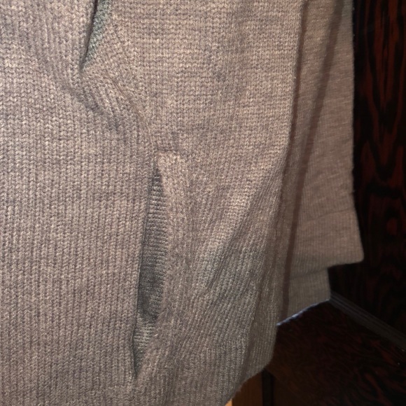 Sweater - Picture 3 of 3